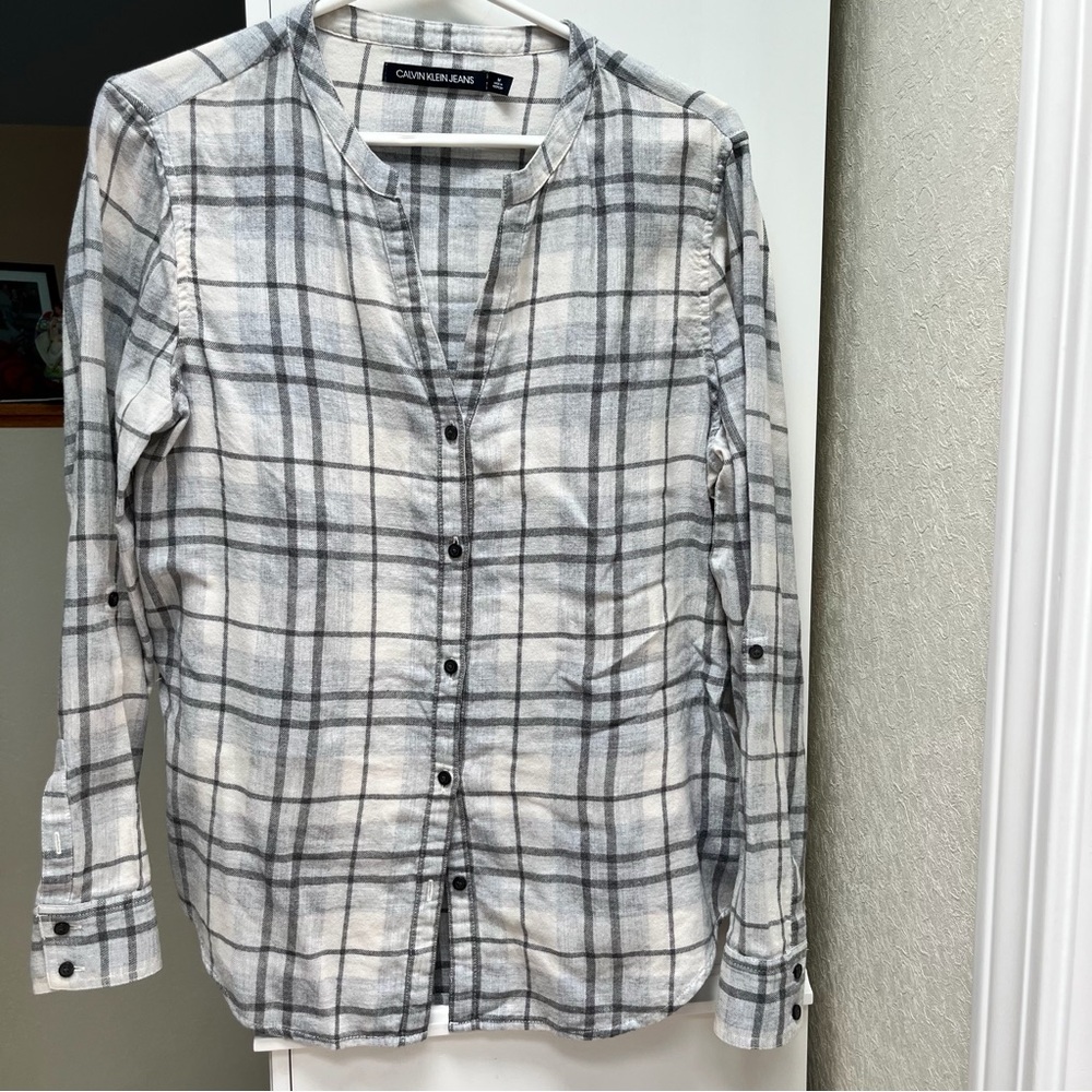 Calvin Klein Gray Plaid Soft Cotton Flannel Blouse - Size M - NWOT